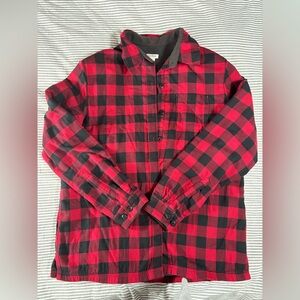 EUC! L.L Bean Red and Black Plaid Lined Button-Up Shirt Jacket, size medium